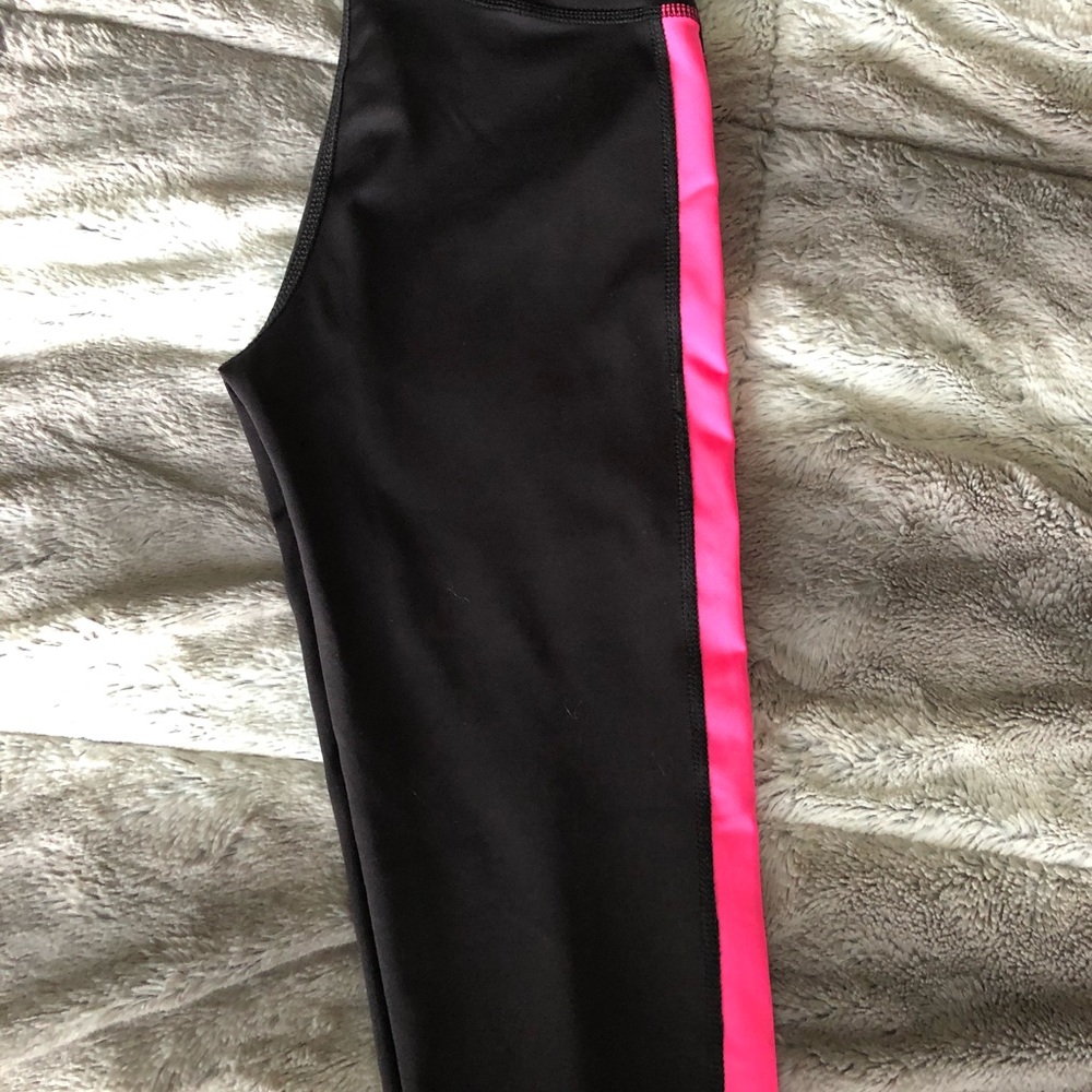 Black workout leggings